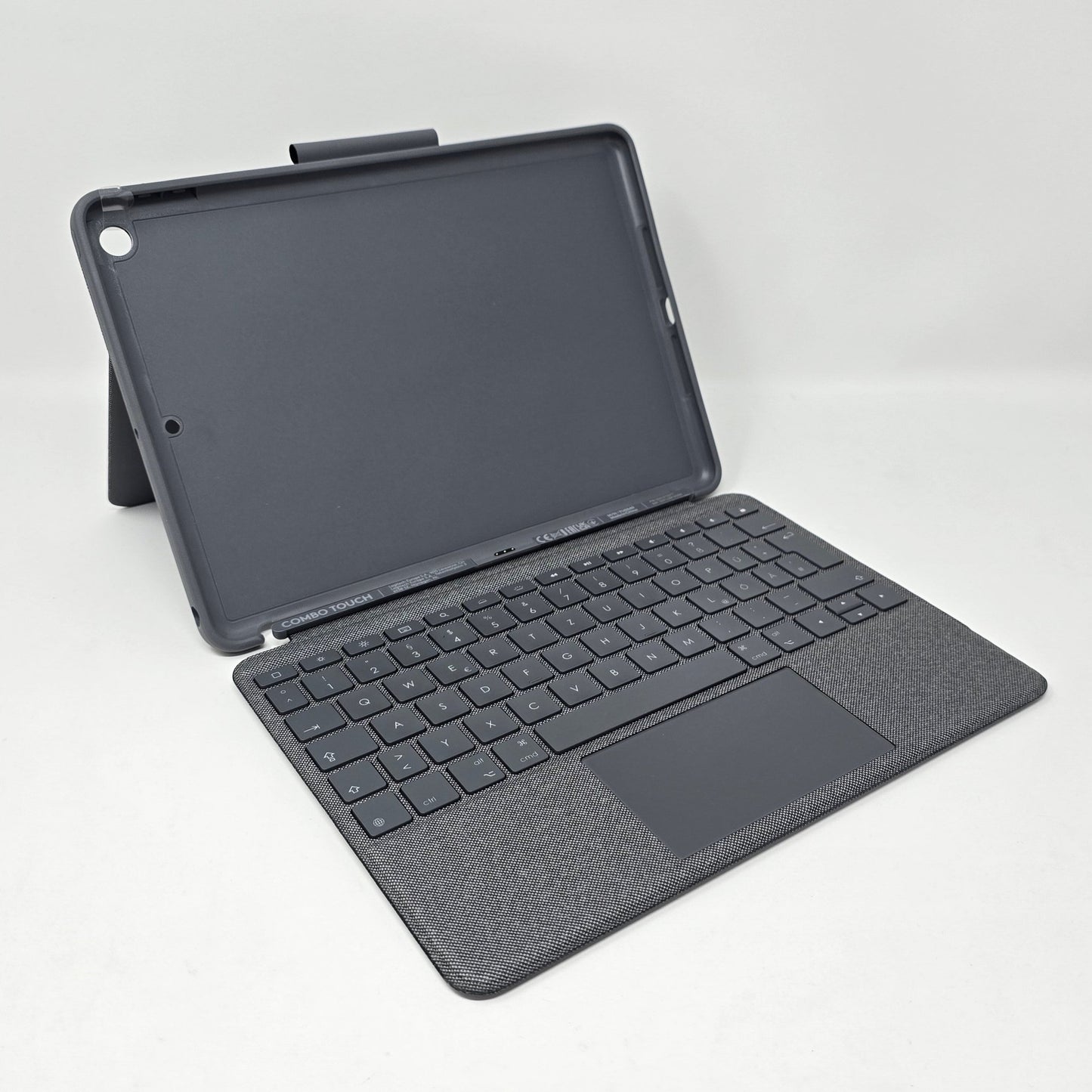 LOGITECH Combo Touch mit Trackpad für iPad (7., 8. und 9. Generation)